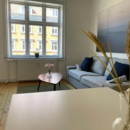 Three Bedroom In Aalborg, Borgergade 22 奥尔堡
